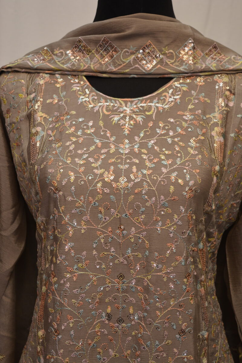 Pakistani Dress - Image 3
