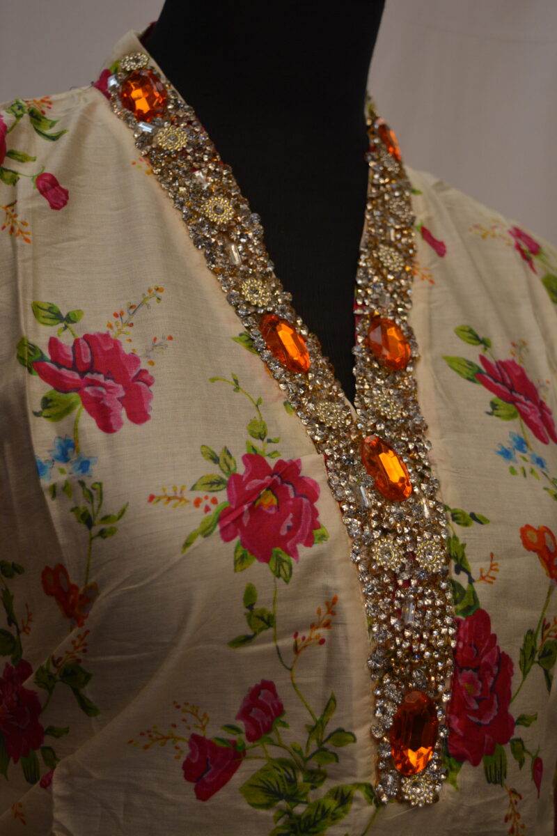 Pakistani Dress - Image 4
