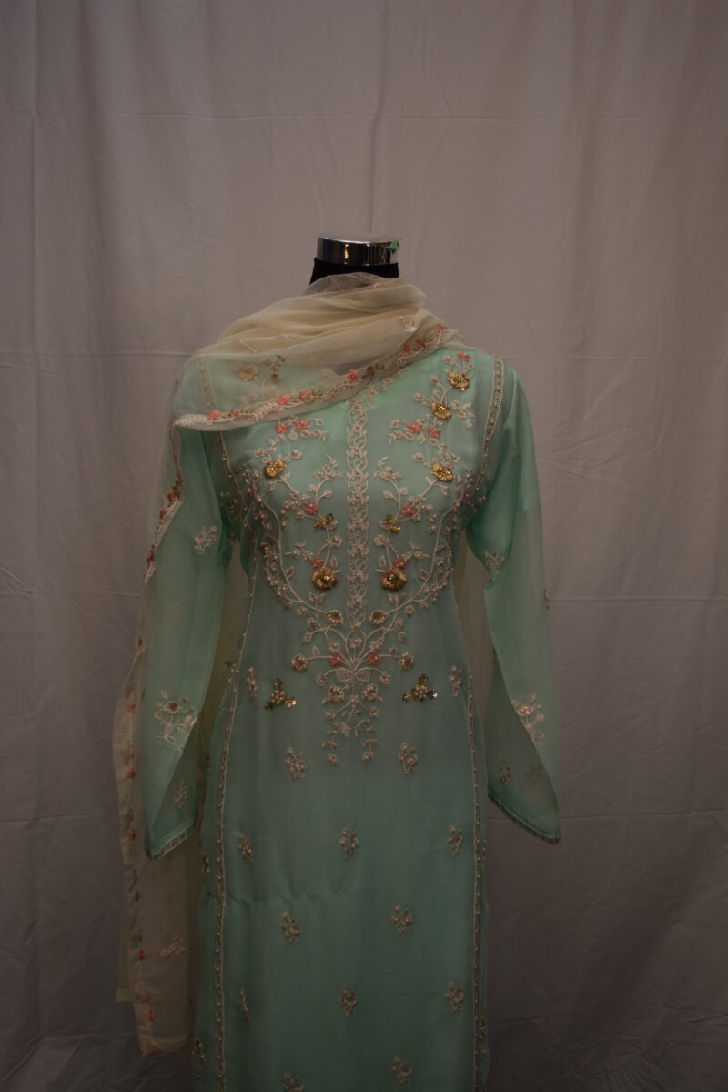Salwar Kameez - Image 2