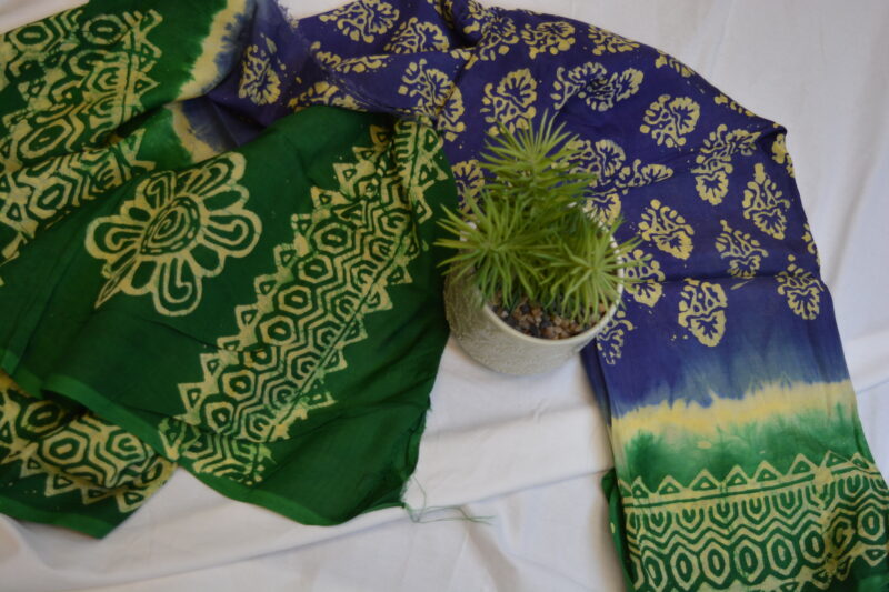 Batik Saree - Image 2