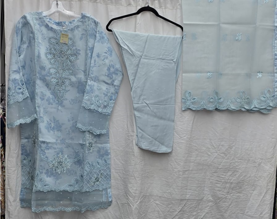 4Pc Chiffon Georgette Suit with Clutch | Ready to Wear - Image 3