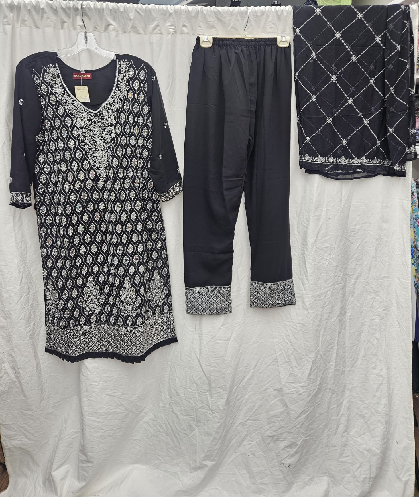 3Pc Chiffon Georgette Suit | Ready to Wear - Image 3