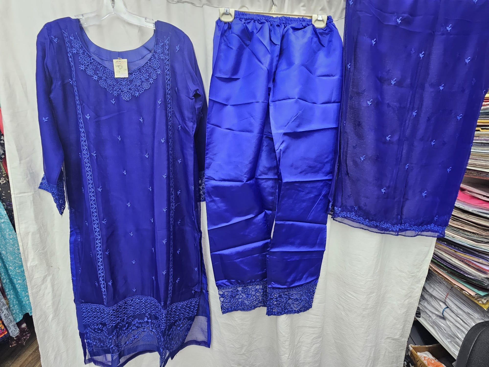 3Pc Chiffon Georgette Suit | Ready to Wear - Image 3